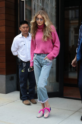 Gigi Hadid Poster 2883513
