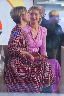 Gigi Hadid Poster 2883570
