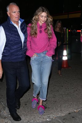 Gigi Hadid Poster 2883678