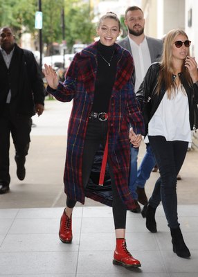 Gigi Hadid Poster 2883729