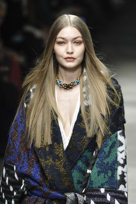Gigi Hadid Poster 3953066