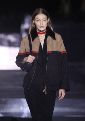 Gigi Hadid Poster 3953175