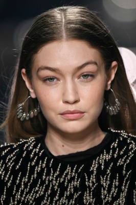 Gigi Hadid Poster 3953314