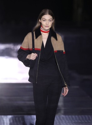 Gigi Hadid Poster 3953317