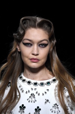 Gigi Hadid Poster 3953364