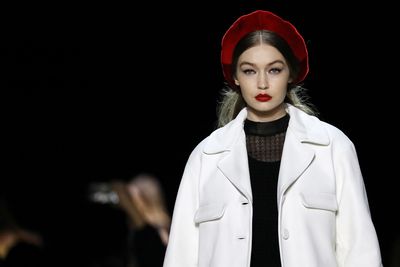 Gigi Hadid Poster 3953372