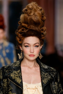Gigi Hadid Poster 3953387