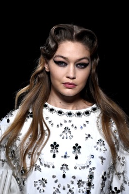 Gigi Hadid Poster 3953418