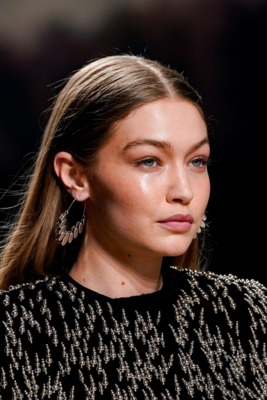 Gigi Hadid Poster 3953419