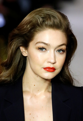 Gigi Hadid Poster 3953473