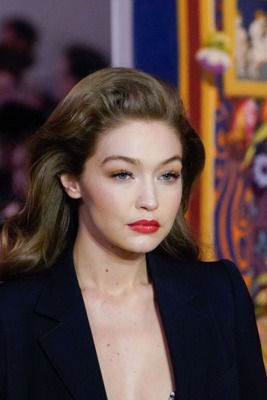 Gigi Hadid Poster 3953502