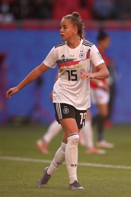 Giulia Gwinn Poster 3688817