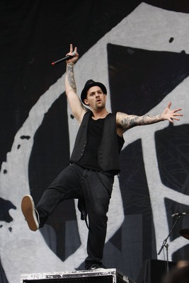 Good Charlotte Poster 2525896