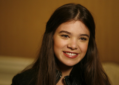 Hailee Steinfeld Poster 2009297