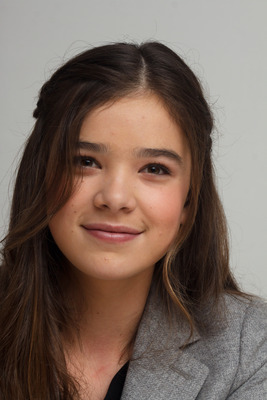 Hailee Steinfeld Poster 2443048