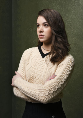 Hailee Steinfeld Poster 2467697