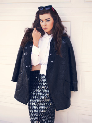 Hailee Steinfeld Poster 2524143