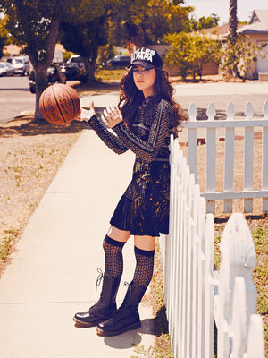 Hailee Steinfeld Poster 2524146