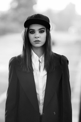 Hailee Steinfeld Poster 2634777