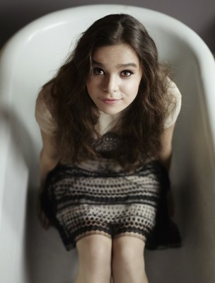 Hailee Steinfeld Poster 2634780