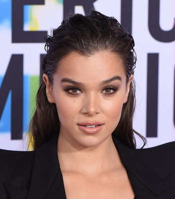 Hailee Steinfeld Poster 2843930