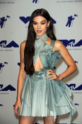 Hailee Steinfeld Poster 2903820