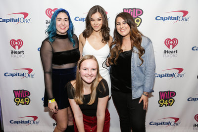 Hailee Steinfeld Poster 2903831