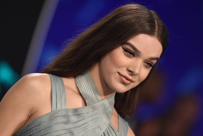 Hailee Steinfeld Poster 2903863