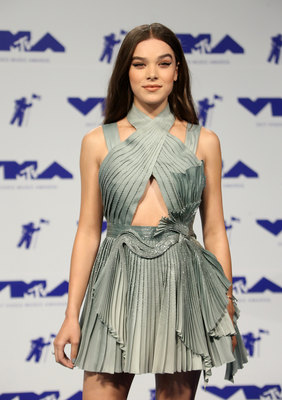 Hailee Steinfeld Poster 2903958