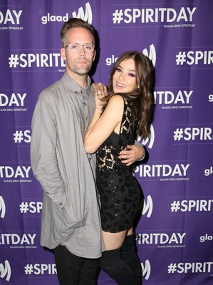 Hailee Steinfeld Poster 2903979