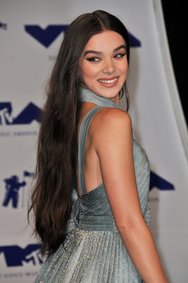 Hailee Steinfeld Poster 2904094