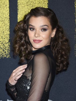 Hailee Steinfeld Poster 2939864