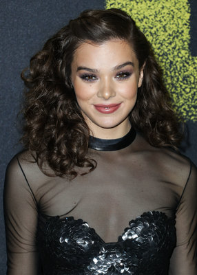 Hailee Steinfeld Poster 2939926