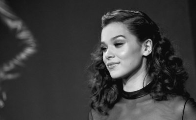 Hailee Steinfeld Poster 2939973