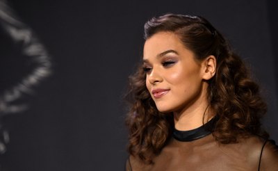 Hailee Steinfeld Poster 2940078