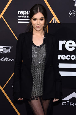 Hailee Steinfeld Poster 2990436