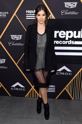 Hailee Steinfeld Poster 2990504