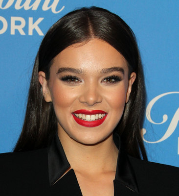 Hailee Steinfeld Poster 2990530