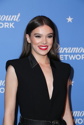 Hailee Steinfeld Poster 2990627