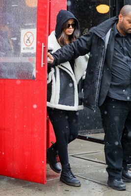 Hailee Steinfeld Poster 3160365