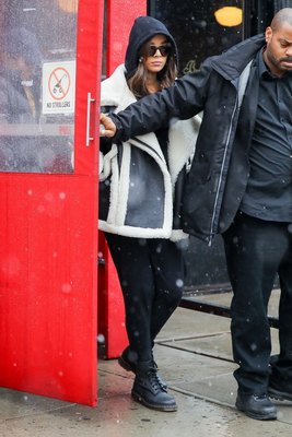 Hailee Steinfeld Poster 3160369