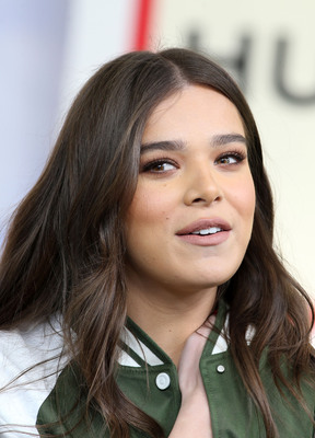 Hailee Steinfeld Poster 3207521