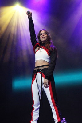 Hailee Steinfeld Poster 3312825