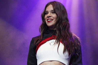 Hailee Steinfeld Poster 3312828