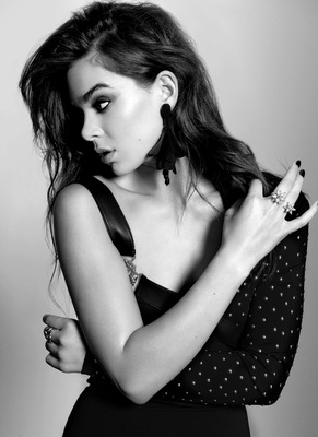Hailee Steinfeld Poster 3660850