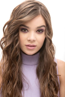 Hailee Steinfeld Poster 3660853