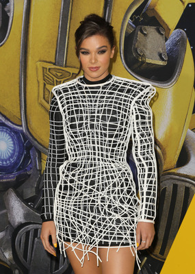 Hailee Steinfeld Poster 3729374