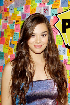 Hailee Steinfeld Poster 3729448
