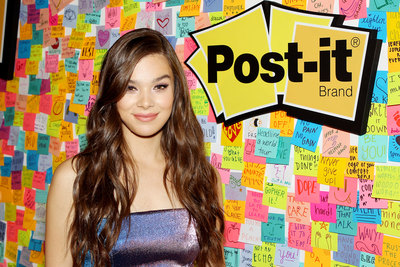 Hailee Steinfeld Poster 3729465