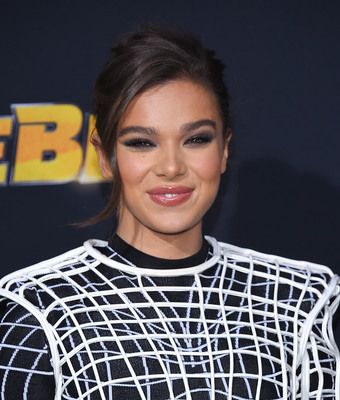 Hailee Steinfeld Poster 3729538